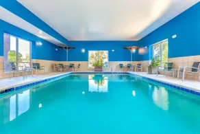 Hampton Inn & Suites Parkersburg Downtown - Piscina