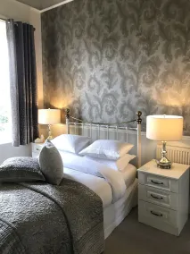 The Dower House Apartments - Room