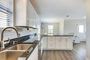 Waterfront Alabama Vacation Rental w/ Deck - Interior