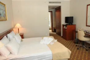 Hotel Midi - Room