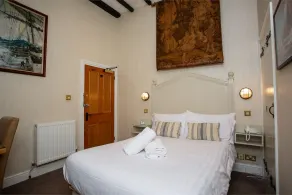 The Olde Ship Inn - Room