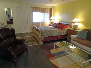 Eagle's Nest Resort - Zimmer