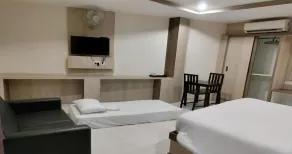 Hotel Ramtel inn - Room