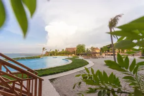 Anaho Beach Club - Pool