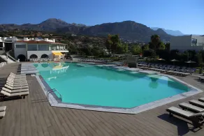 Almyra Resort - Basseng