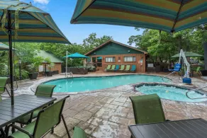 Cabins at Green Mountain - Pool