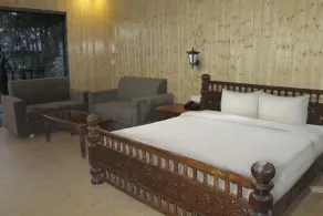 KVR Clarks Inn, Kufri - Room