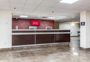 Red Roof Inn PLUS & Suites Houston - IAH Airport SW - Réception