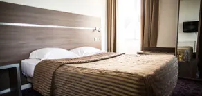 Inter Hôtel Le Grand Abbatiale Benodet - Chambre