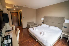 Yachting Hotel Mistral - Rum