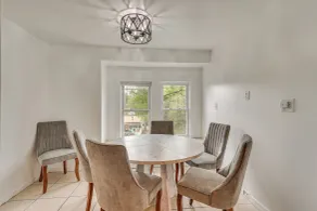 Nature & City Access! Family Home in North Jersey - Innvendig