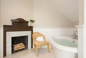 Kemble Inn - Bathroom