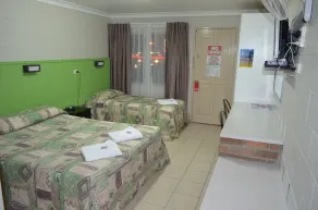 Welcome Home Motel Rockhampton - Værelse