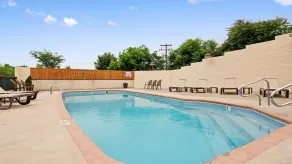 SureStay Plus Hotel by Best Western Berkeley Springs - Pool
