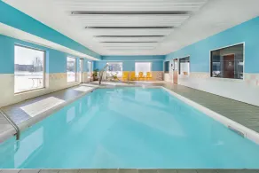 Super 8 by Wyndham Kokomo - Piscine
