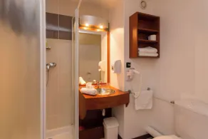 Brit Hotel Rennes Cesson - Badeværelse