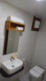Hotel The Grand Jashi Residency - Baño