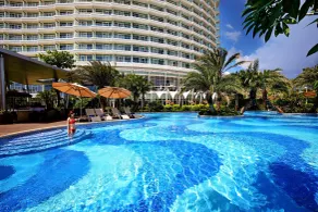 Hualuxe Hotels Resorts Haikou Seaview - Pool