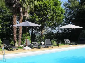 Logis Hôtel Deshors-Foujanet - Pool