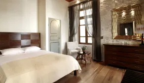 Leo Hotel - Habitación
