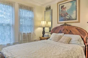 Historic Ocean Grove Home - Walk to Beach! - Interiør