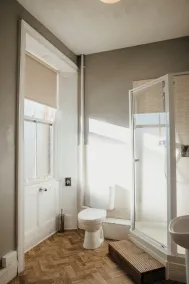 Agricultural Inn - Bathroom