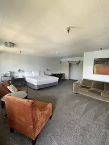 The New Pioneer - Chambre