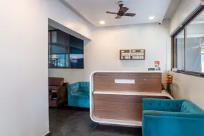 Itsy Hotels Blossom - Viman Nagar - Reception