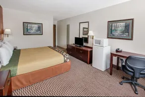 Super 8 by Wyndham Crystal Lake - Chambre