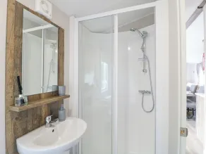 Stork Lodge - Badezimmer
