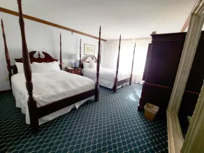 Avon Old Farms Hotel - Zimmer