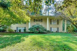 1 Mi to Dtwn: Quiet Retreat w/ Yard in Clinton - Interiör