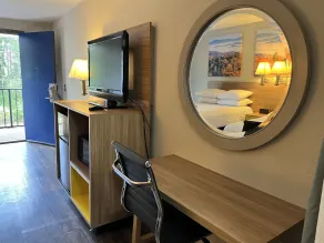 Days Inn by Wyndham College Park Airport Best Road - Chambre