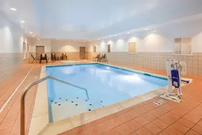 La Quinta by Wyndham Cincinnati Airport Florence - Piscine