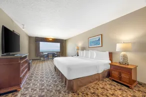 Newport Oceanfront Inn - Room