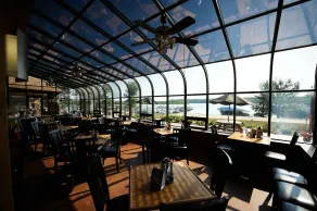 Fourwinds Lakeside Inn & Marina - Restaurant