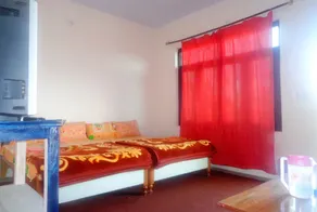 Goroomgo Snow View Guest House Kausani - Zimmer