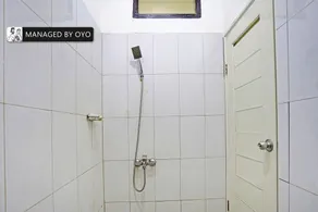 Hotel O Kambang Iwak Area Near Kambang Iwak Park Formerly Kerangga - Bathroom