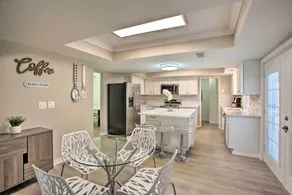 Richardson Home w/ Pool, Hot Tub & Arcade Games - Innenbereich