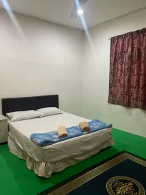 OYO 91250 Roomstay Awie - Værelse