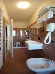 Hotel Clarin 14 by Dori - Salle de bain