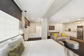 Moonlight Bay Apartments - Room