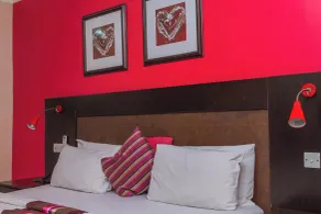 The Grill House & Suites Asokoro Abuja - Room