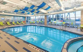 Holiday Inn Express & Suites - Saskatoon East - University by IHG - Piscina