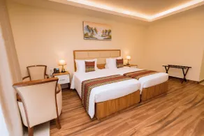 The Hut Restaurant & Boutique Hotel - Room