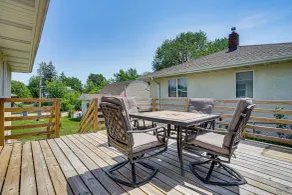 South Saint Paul Duplex w/ Deck & Gas Grill - Innenbereich