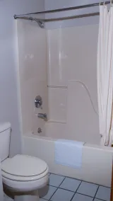 Motel 103 - Bathroom