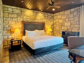 The Oread Lawrence, Tapestry Collection by Hilton - Chambre