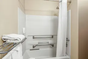 Quality Inn & Suites Vail Valley - Salle de bain