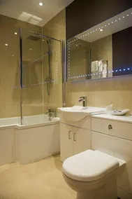 Somerton House Hotel - Bathroom